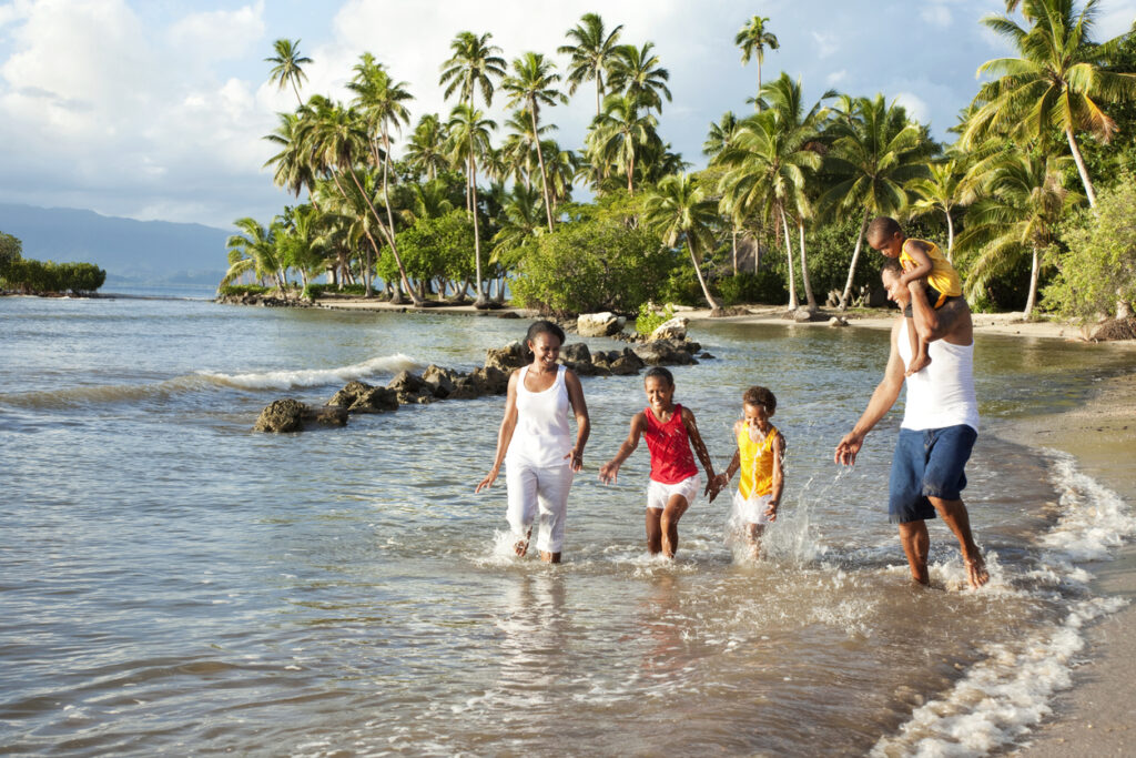 Send money online to Fiji